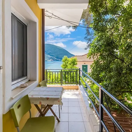 Captain Fotis 2 * Pondi