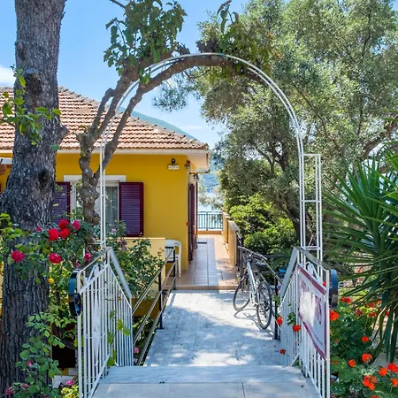 Appartement Captain Fotis 2 Pondi